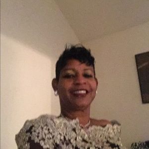 Meet your Posher, Janet